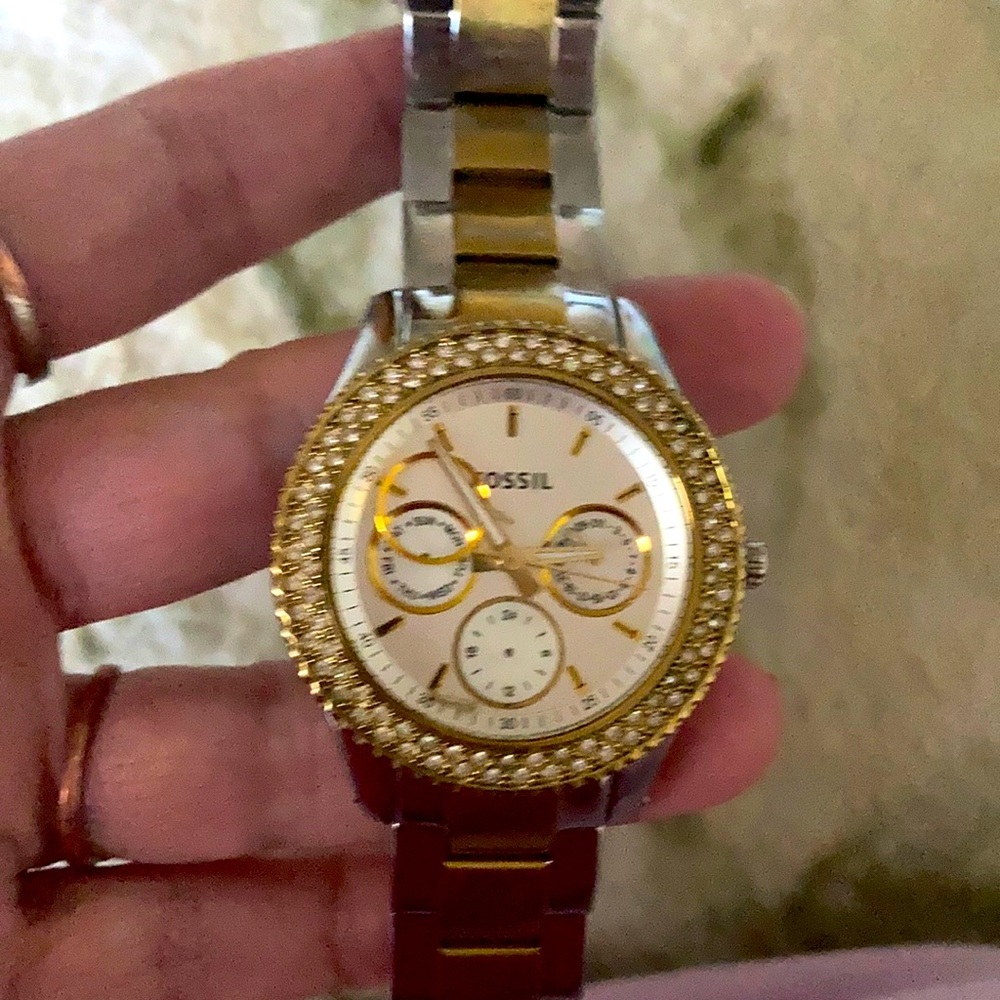 Women’s fossil watch